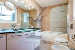BAÑO-2
