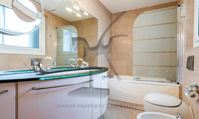 BAÑO-2